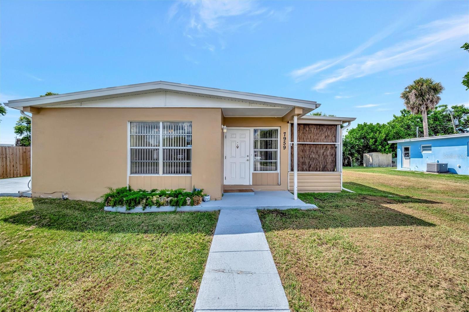 7959 HYDE PARK AVE, NORTH PORT, FL — photo 8