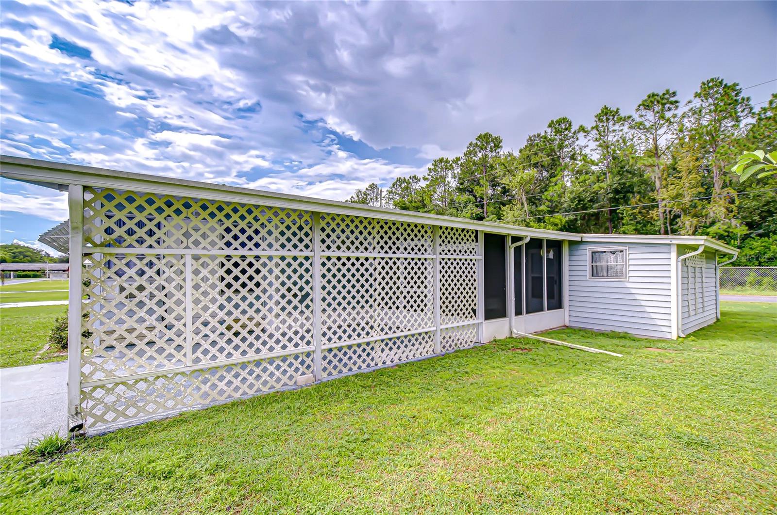 39443 ELGIN DR, ZEPHYRHILLS, FL — photo 27