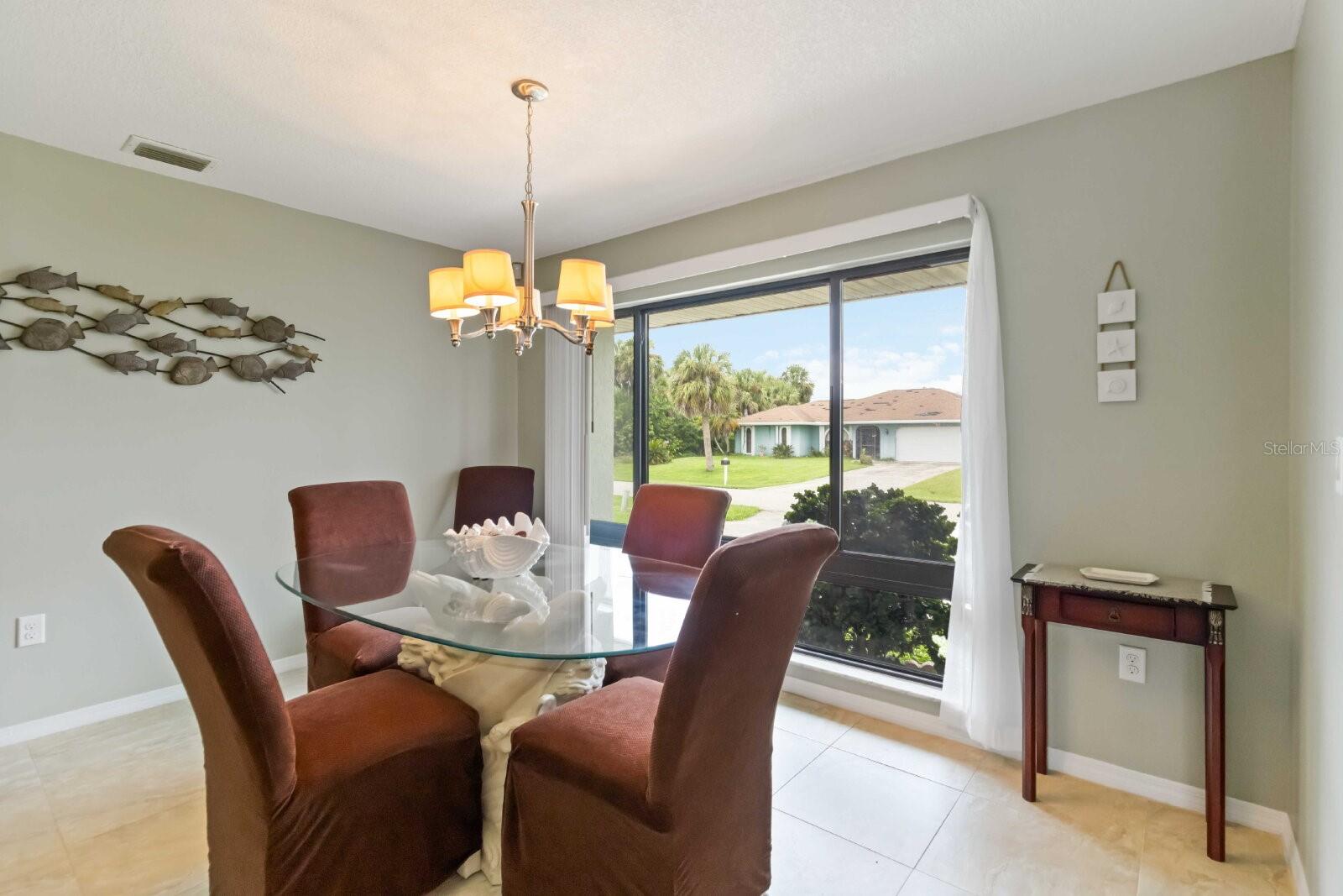 18606 BRIGGS CIR, PORT CHARLOTTE, FL — photo 8