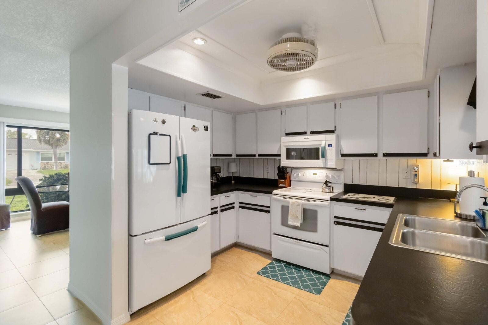 18606 BRIGGS CIR, PORT CHARLOTTE, FL — photo 9