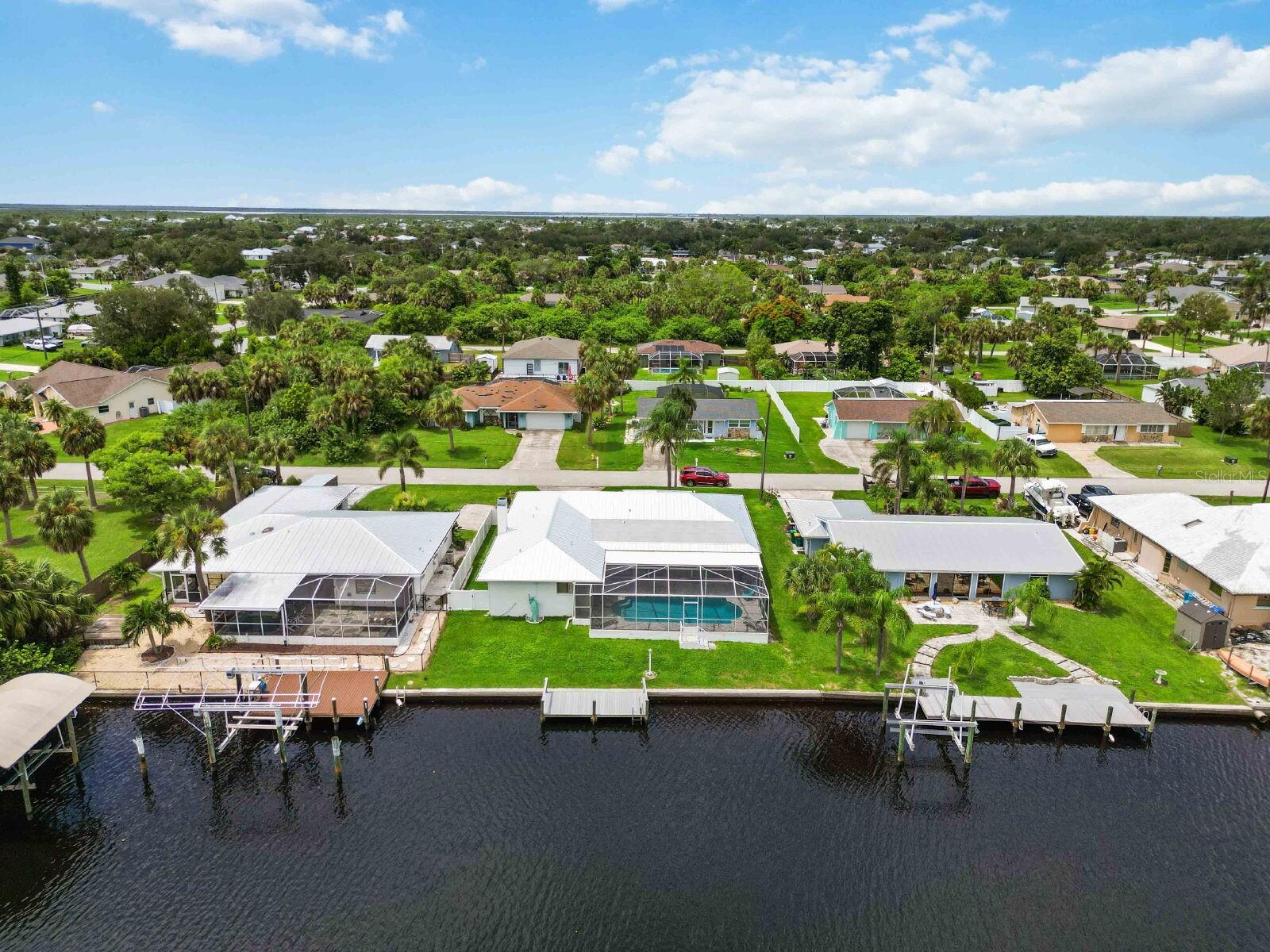 18606 BRIGGS CIR, PORT CHARLOTTE, FL — photo 38