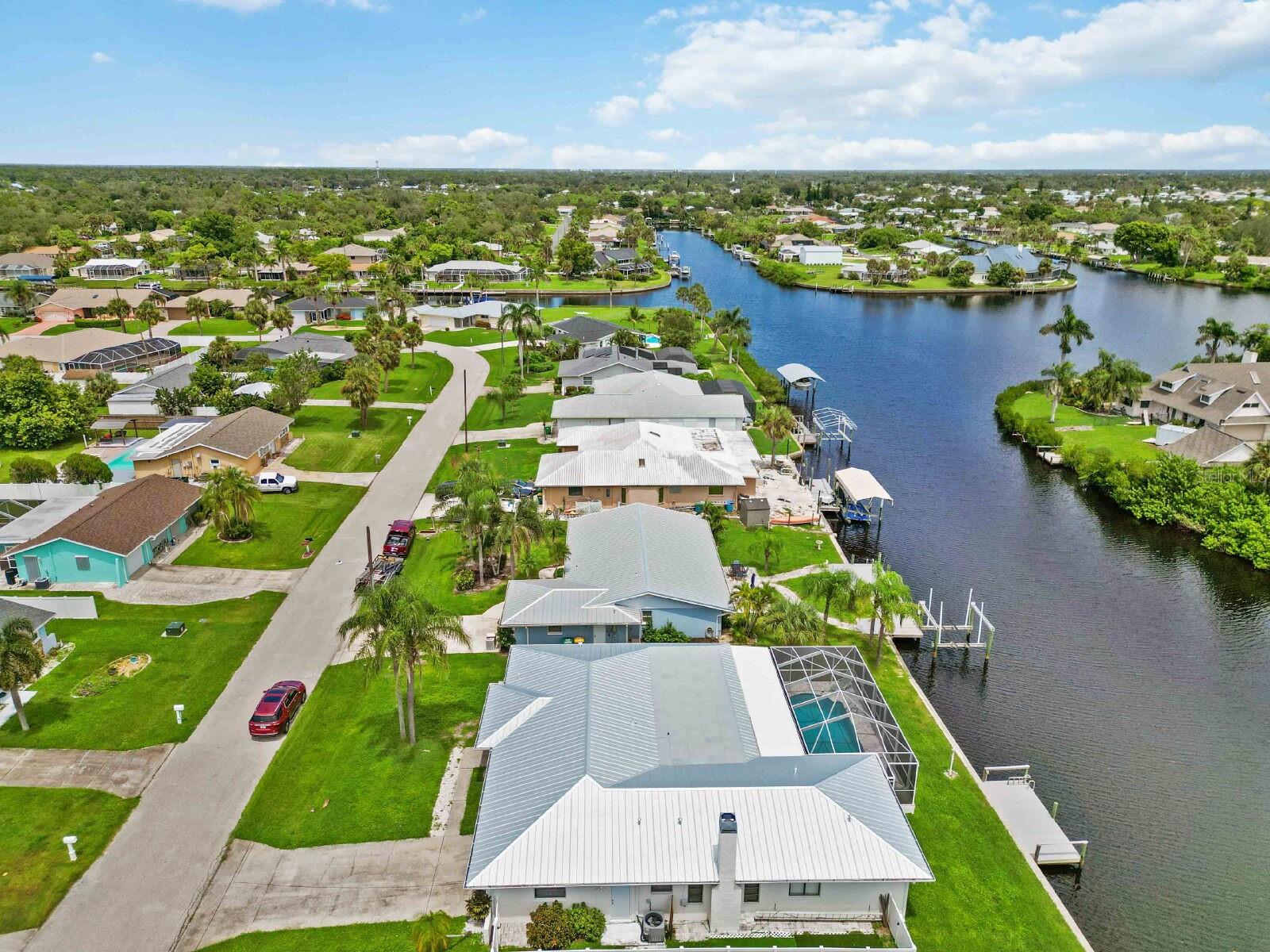 18606 BRIGGS CIR, PORT CHARLOTTE, FL — photo 39