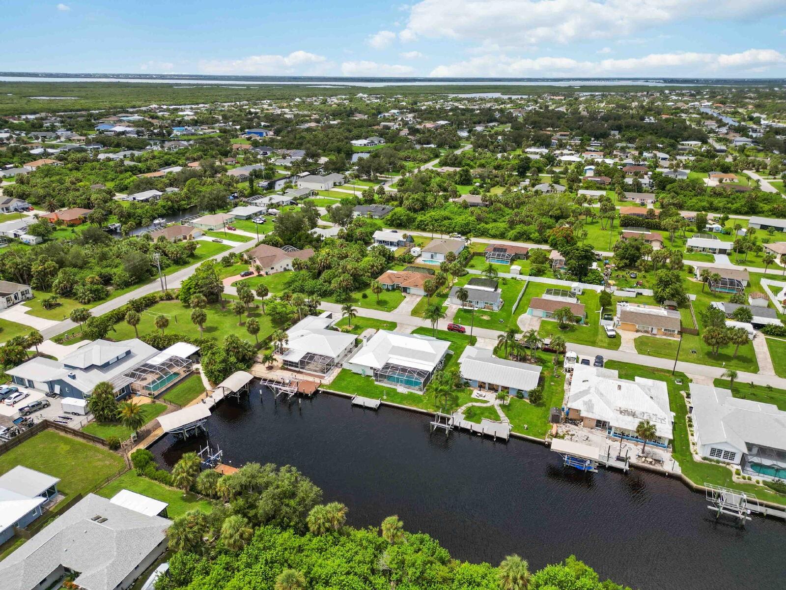 18606 BRIGGS CIR, PORT CHARLOTTE, FL — photo 42