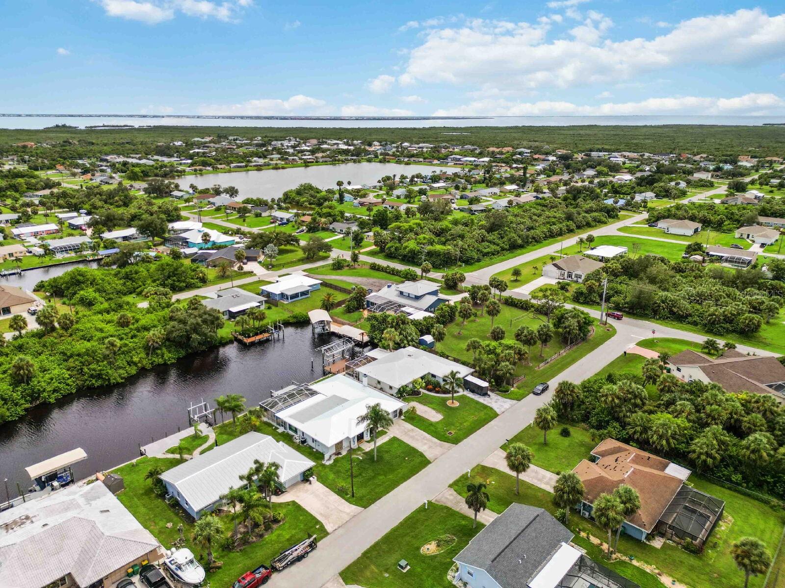 18606 BRIGGS CIR, PORT CHARLOTTE, FL — photo 44