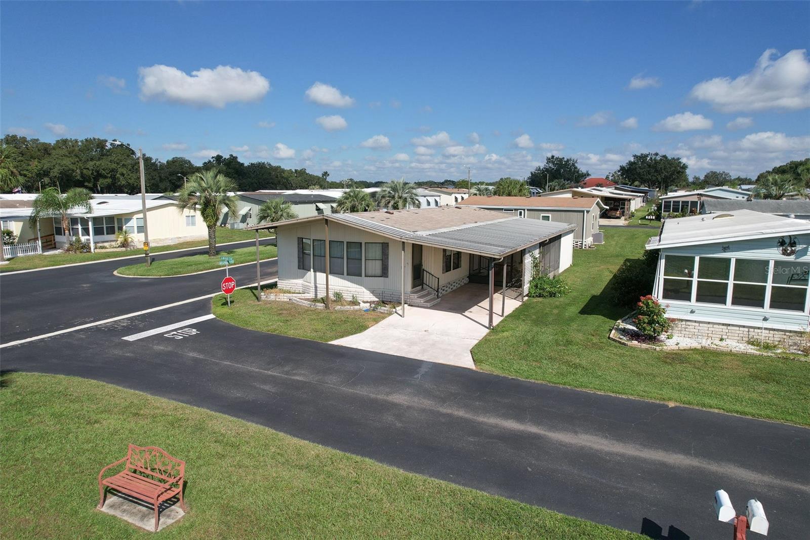 37605 AMIGO DR, ZEPHYRHILLS, FL — photo 3
