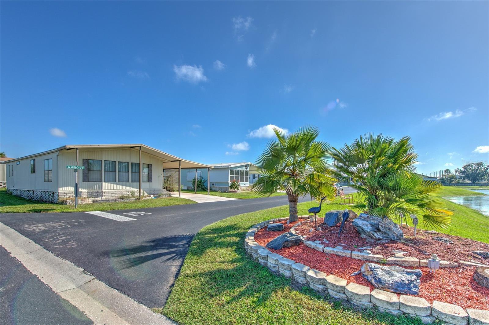 37605 AMIGO DR, ZEPHYRHILLS, FL — photo 4