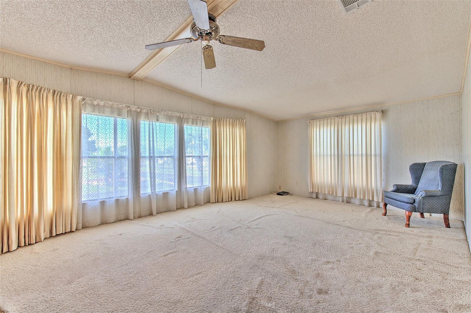37605 AMIGO DR, ZEPHYRHILLS, FL — photo 16