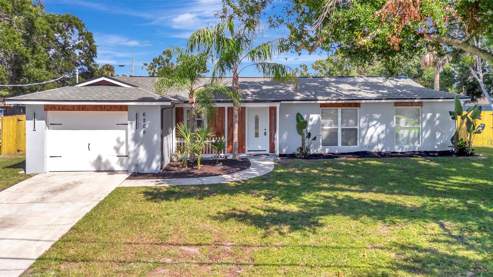 6209 FLAMINGO DR, APOLLO BEACH, FL — photo 2