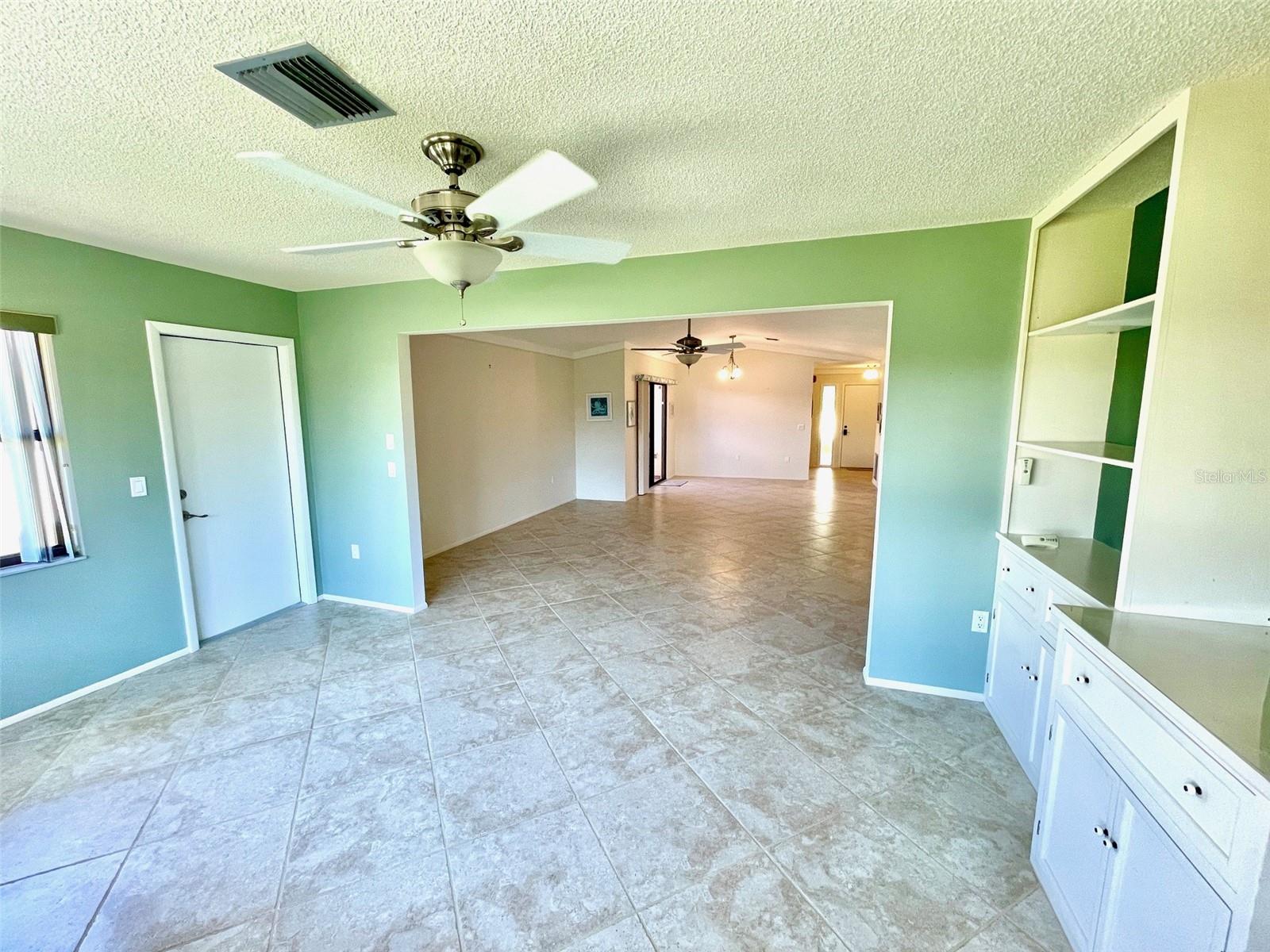 126 SANDSTONE CIR, VENICE, FL — photo 20