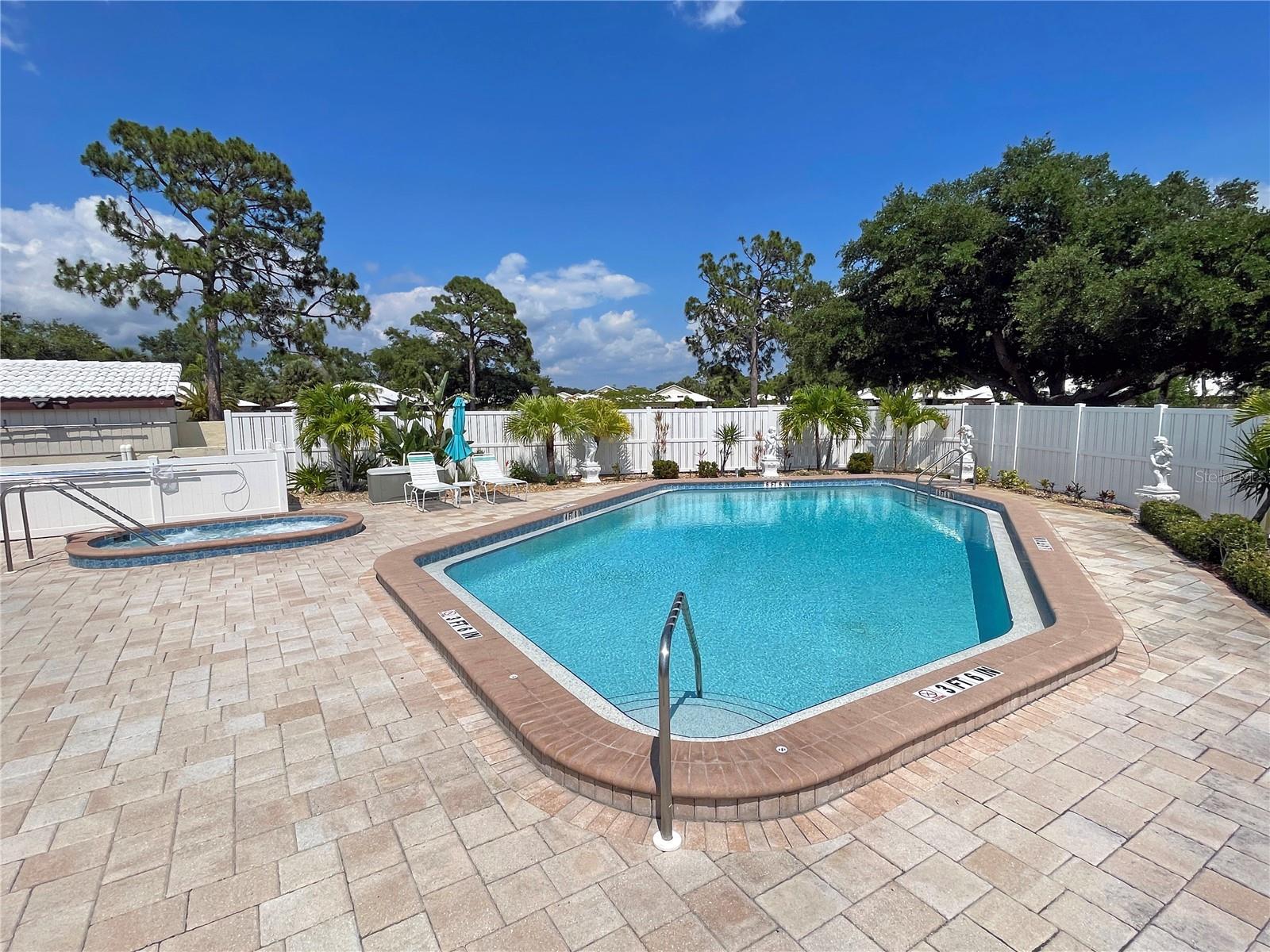 126 SANDSTONE CIR, VENICE, FL — photo 43