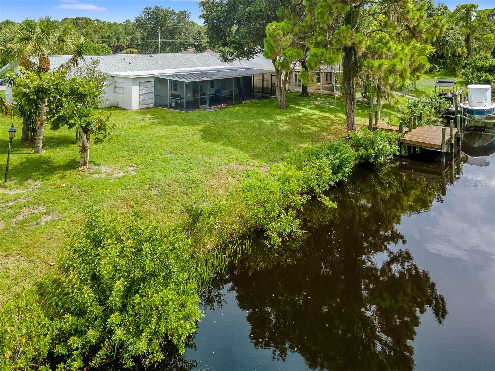 297 CHESHIRE ST, PORT CHARLOTTE, FL — photo 7
