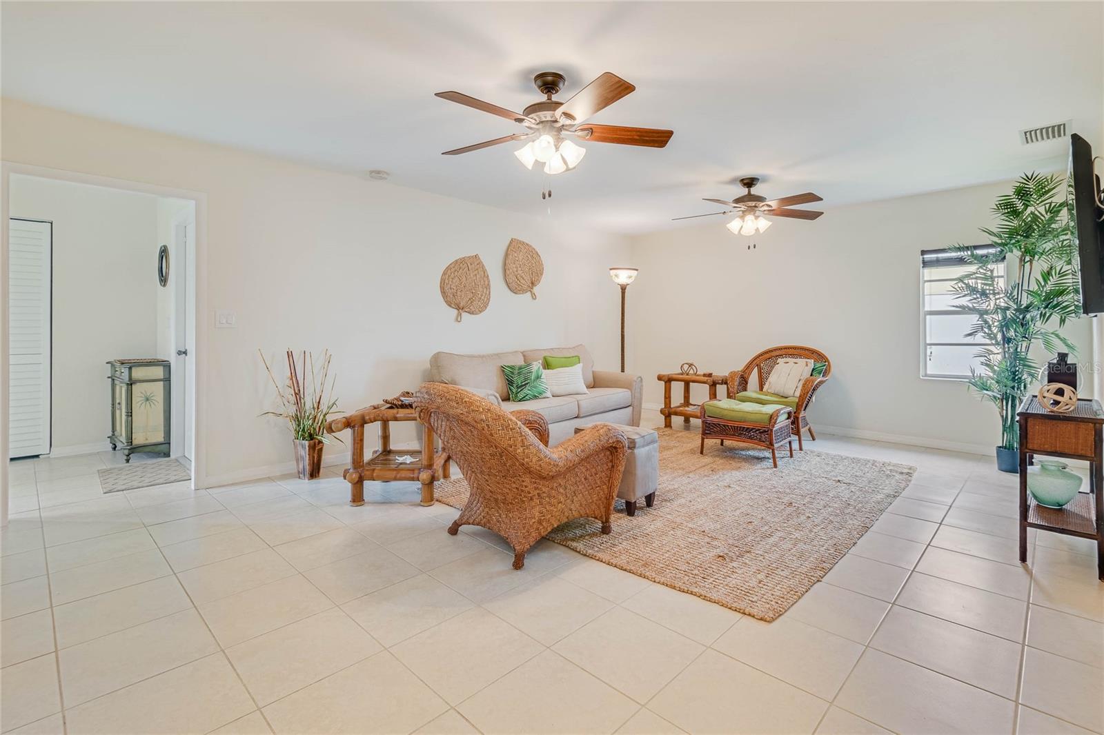 297 CHESHIRE ST, PORT CHARLOTTE, FL — photo 14