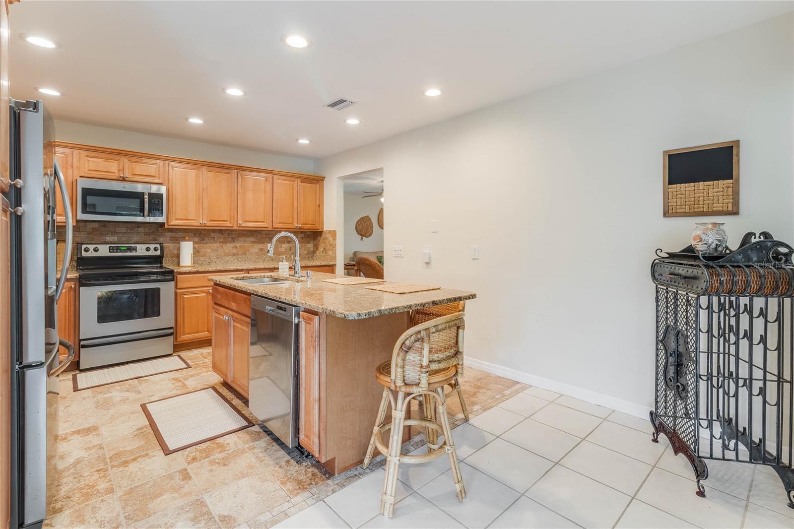 297 CHESHIRE ST, PORT CHARLOTTE, FL — photo 67