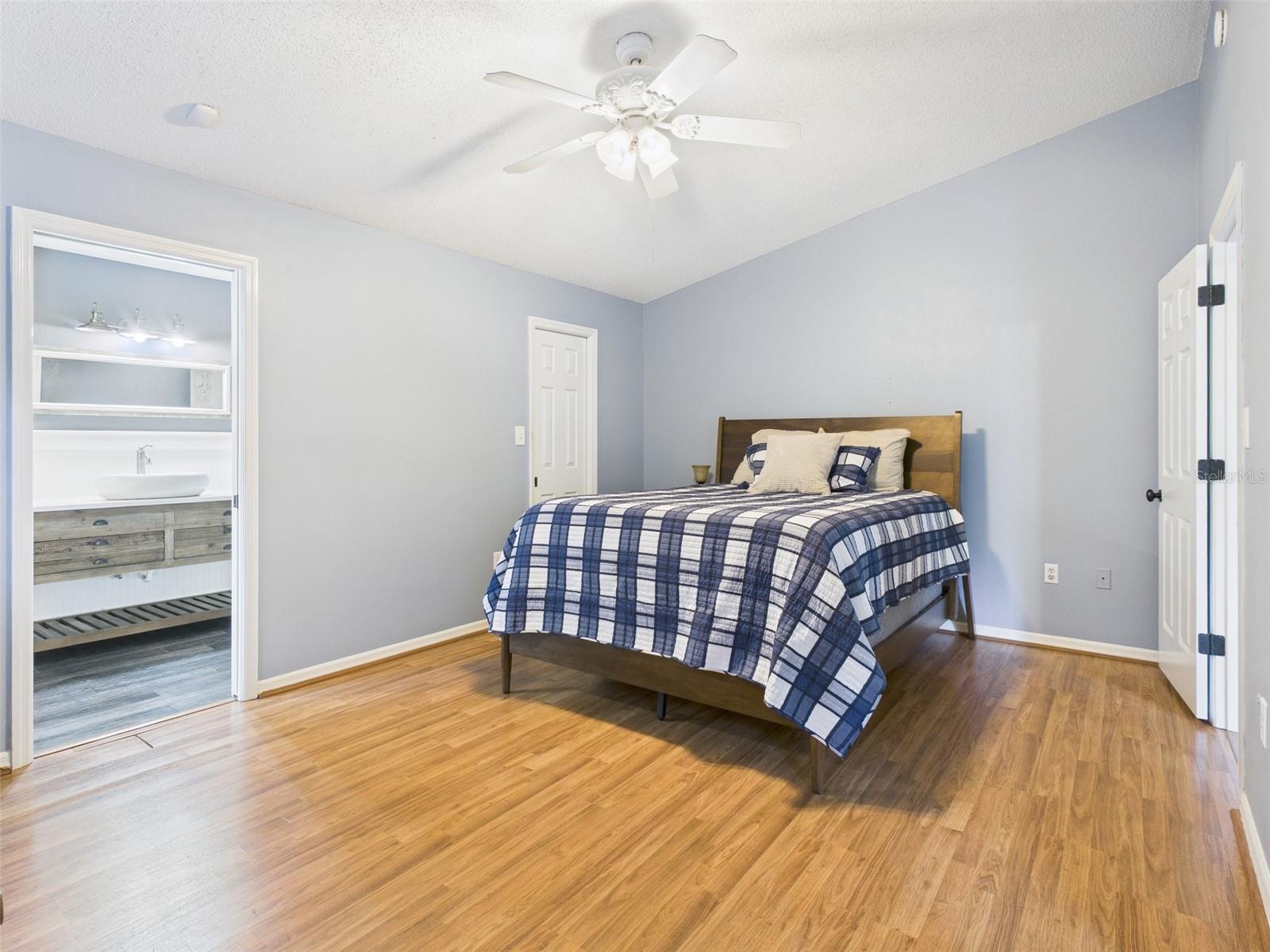 2013 DONNELLY PL, MOUNT DORA, FL — photo 36