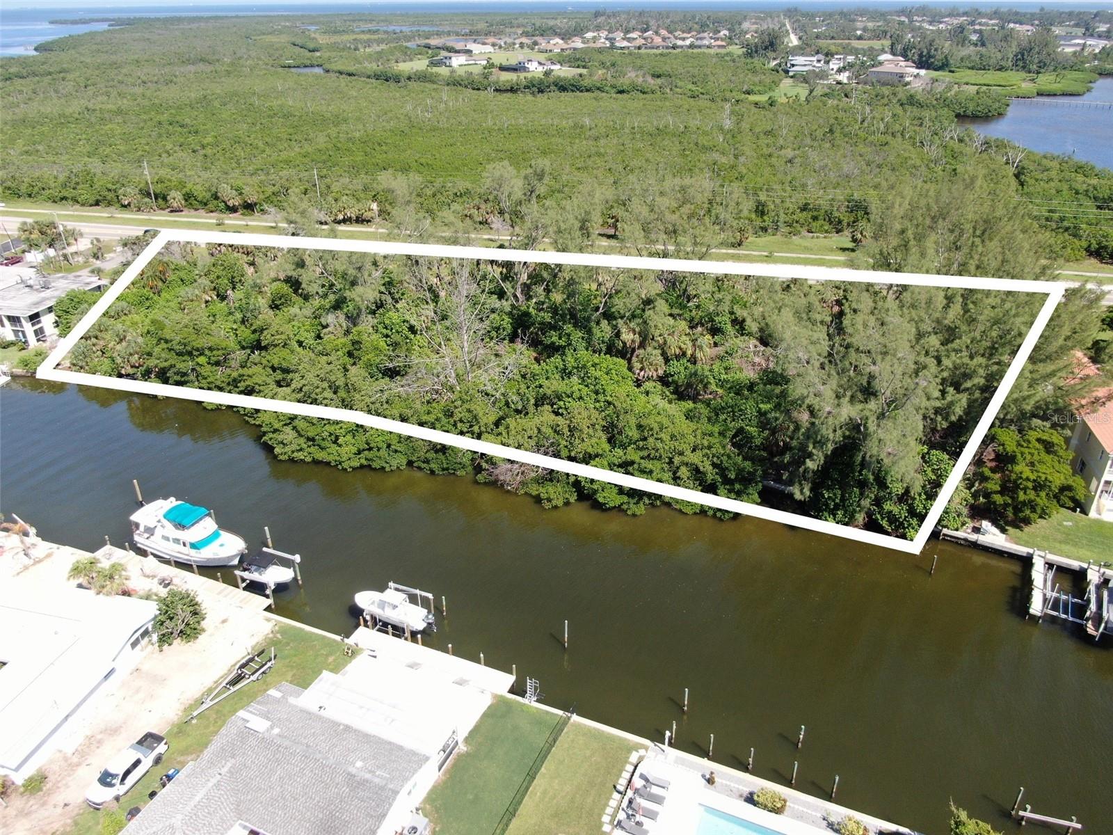 10005 W MANATEE AVE W, BRADENTON, FL