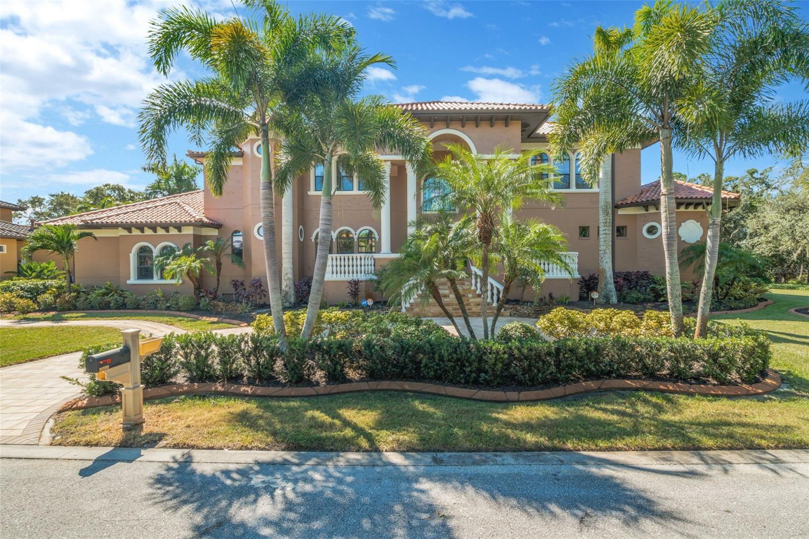 1079 ASHLAND AVE, TARPON SPRINGS, FL