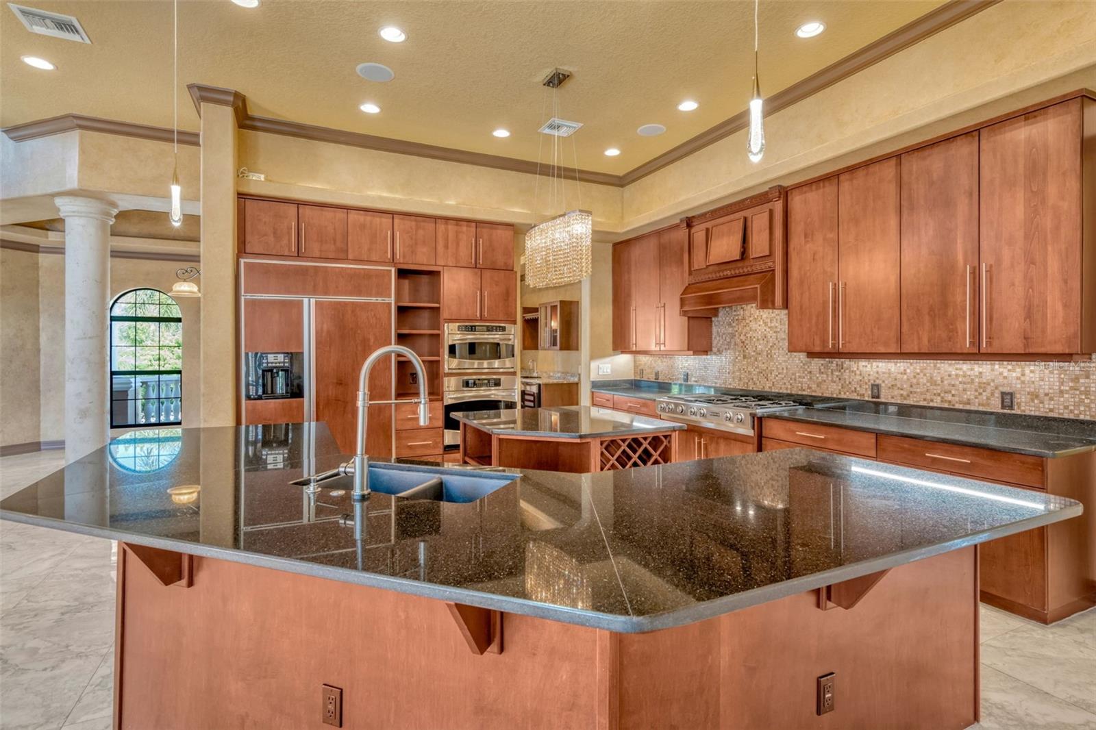 1079 ASHLAND AVE, TARPON SPRINGS, FL — photo 10