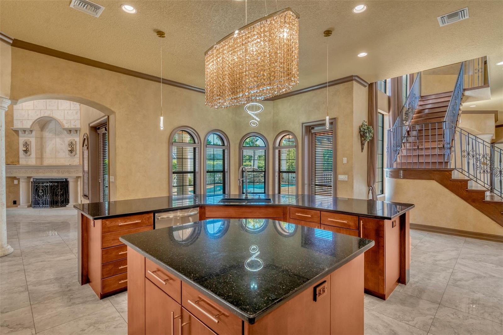 1079 ASHLAND AVE, TARPON SPRINGS, FL — photo 16
