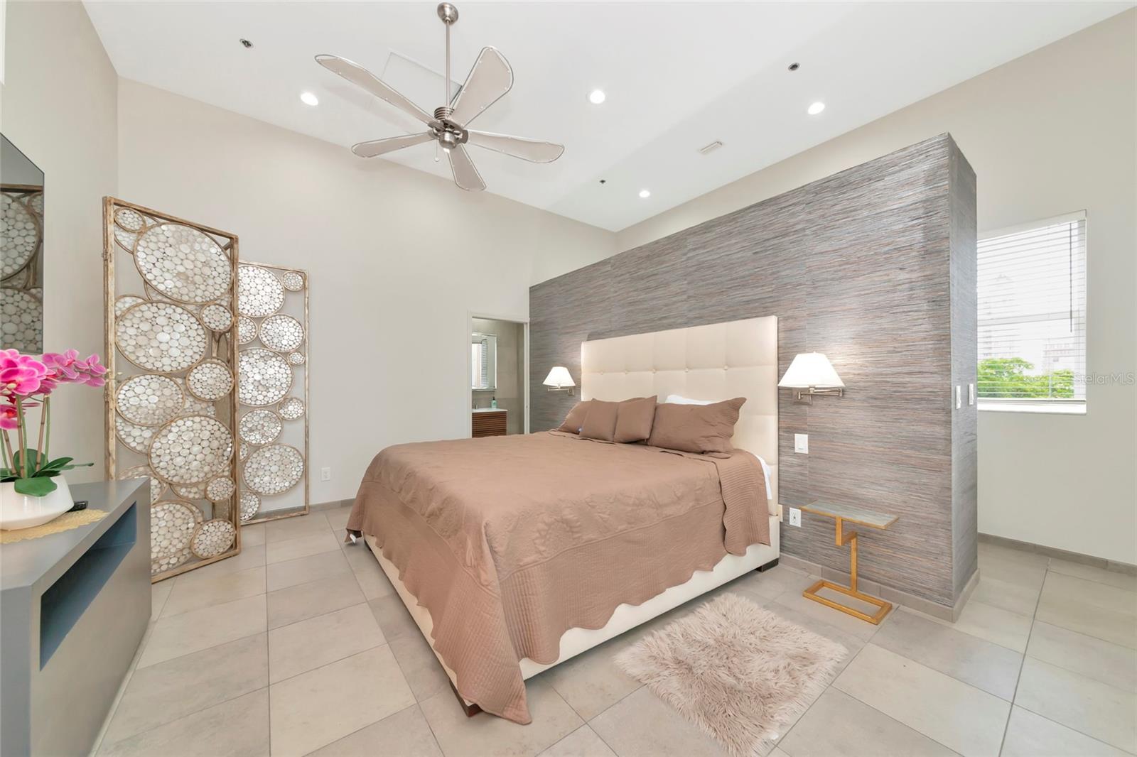 1345 2ND ST, SARASOTA, FL — photo 78