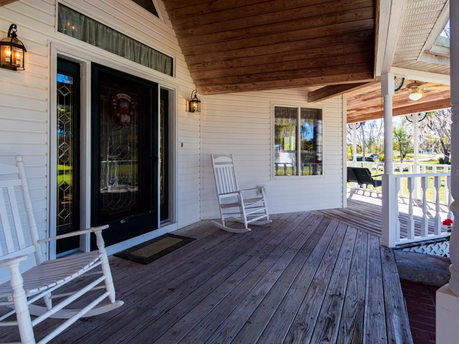 9215 RIDGE RD, NEW PORT RICHEY, FL — photo 2