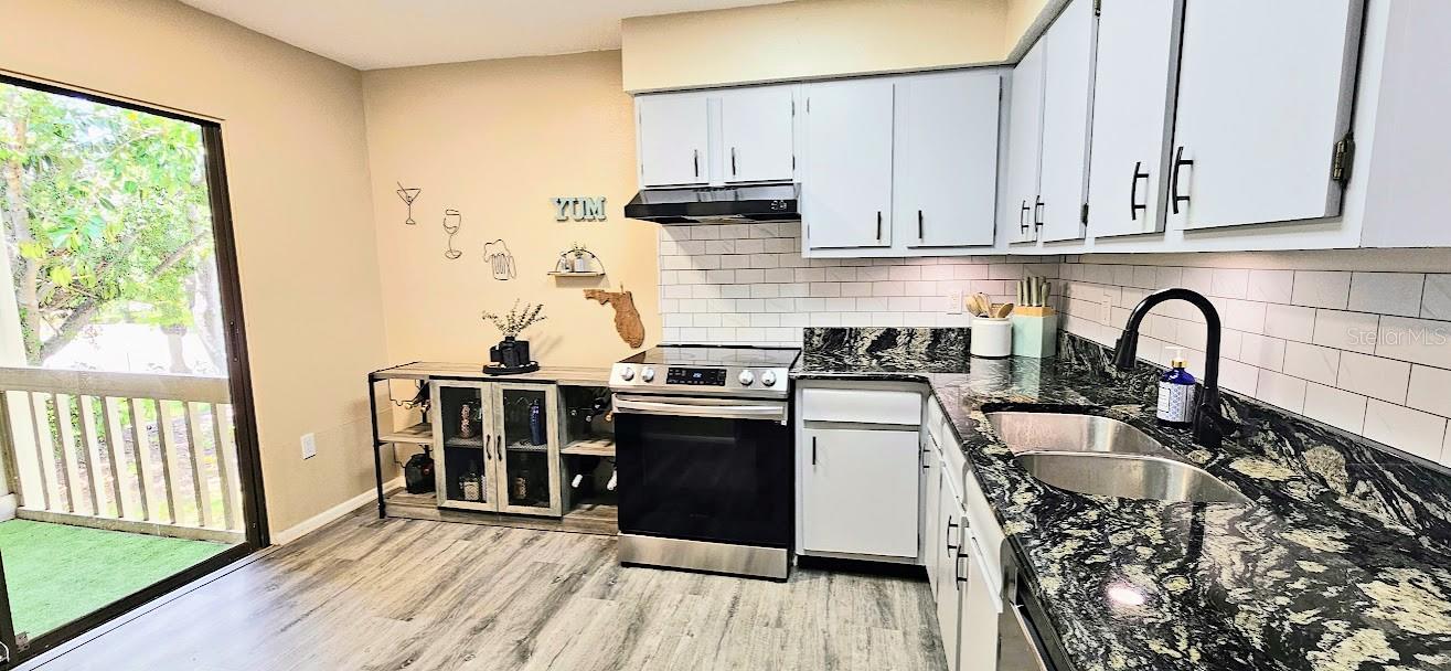 2232 BAHIA VISTA ST #A6, SARASOTA, FL — photo 17