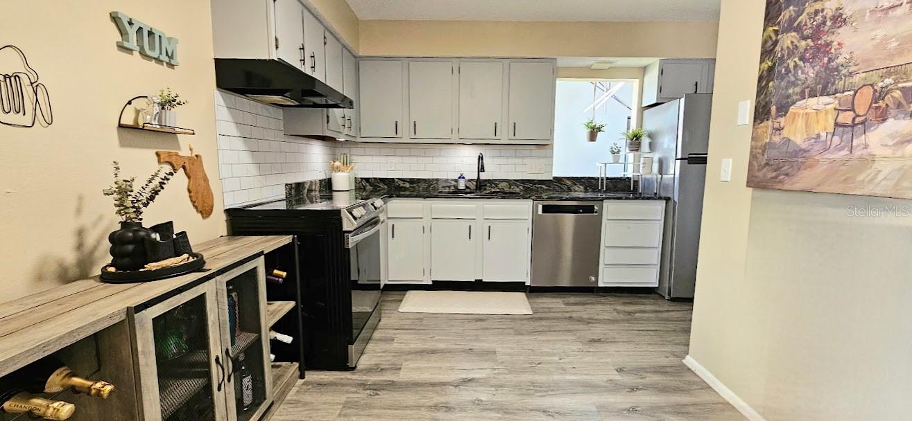 2232 BAHIA VISTA ST #A6, SARASOTA, FL — photo 19