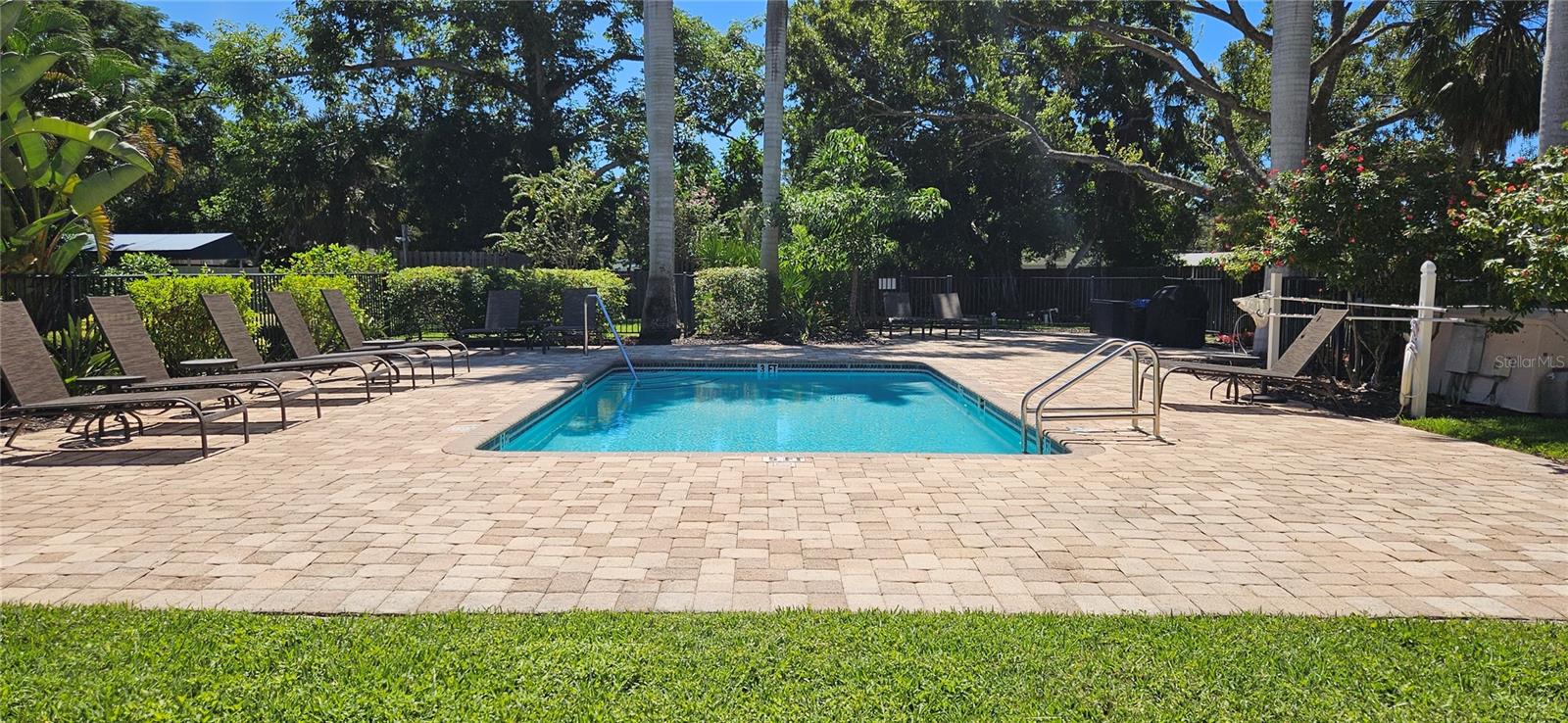 2232 BAHIA VISTA ST #A6, SARASOTA, FL — photo 33