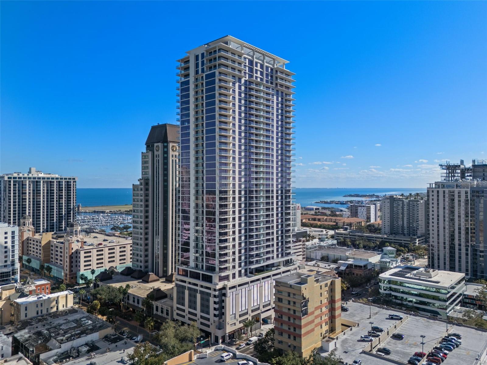 275 1ST AVE S #1001, ST PETERSBURG, FL