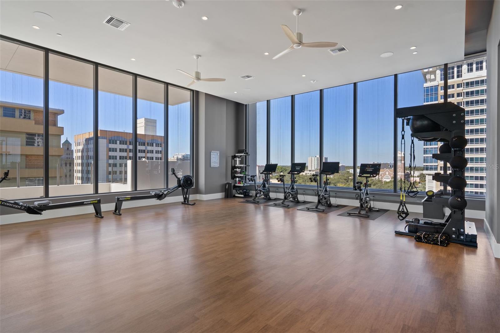 275 1ST AVE S #1001, ST PETERSBURG, FL — photo 37