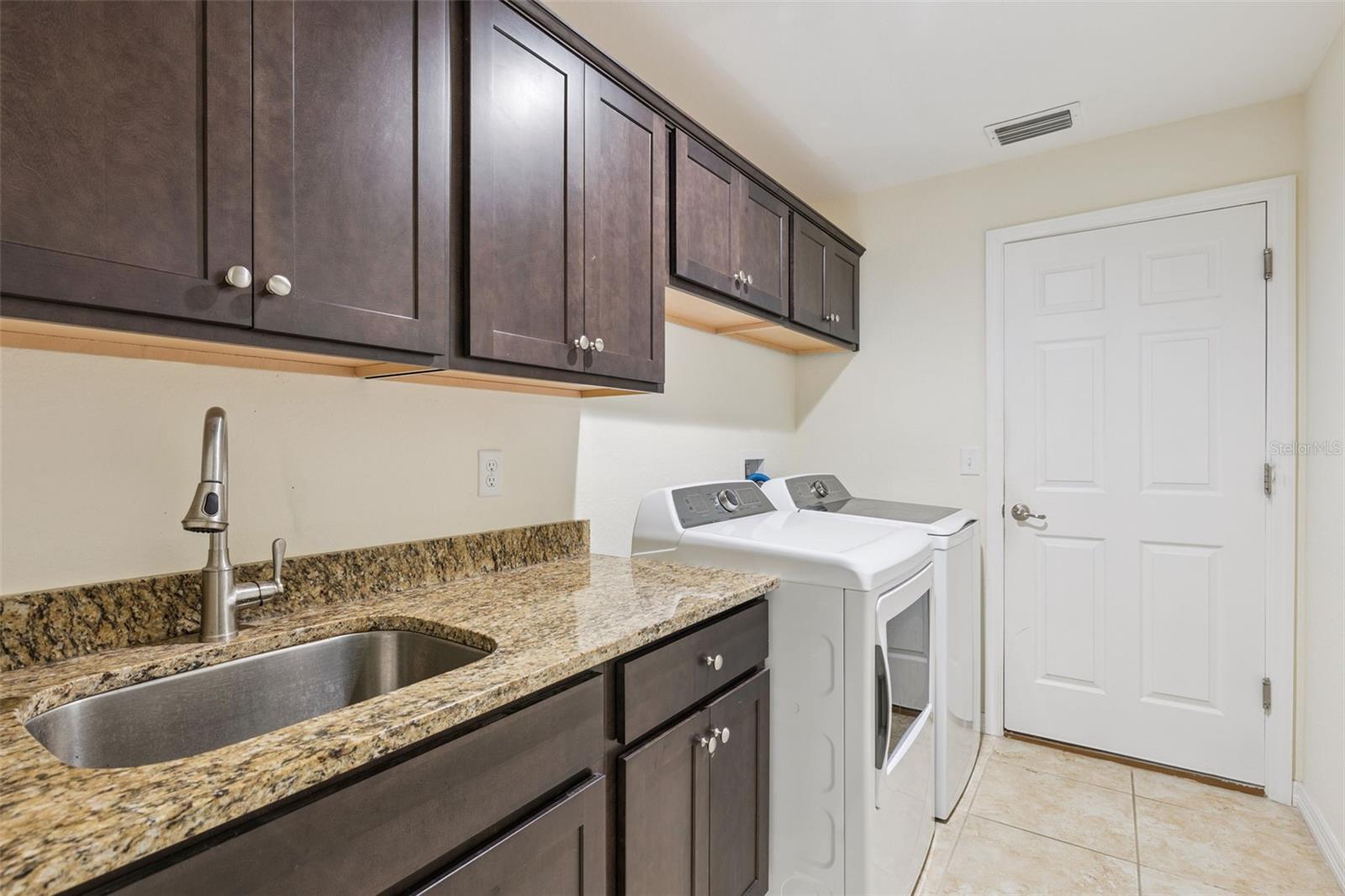 7042 SE 122ND LN, BELLEVIEW, FL — photo 15