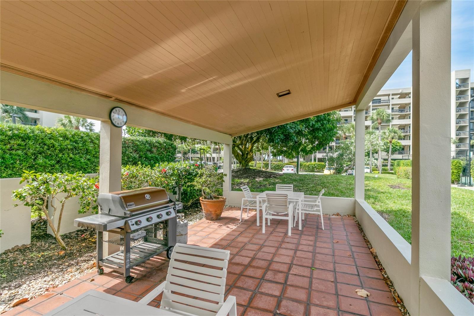 1065 GULF OF MEXICO DR #402, LONGBOAT KEY, FL — photo 36