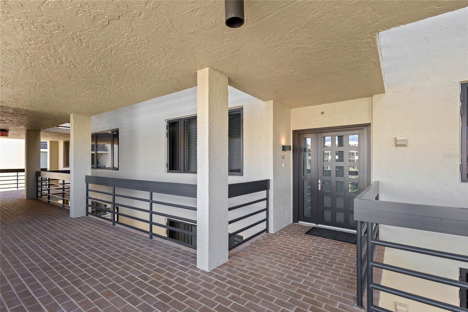 1065 GULF OF MEXICO DR #402, LONGBOAT KEY, FL — photo 43