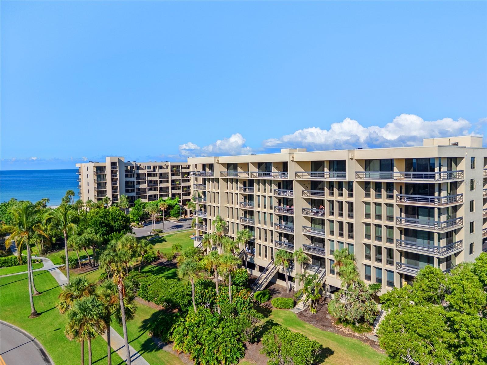 1065 GULF OF MEXICO DR #402, LONGBOAT KEY, FL — photo 47