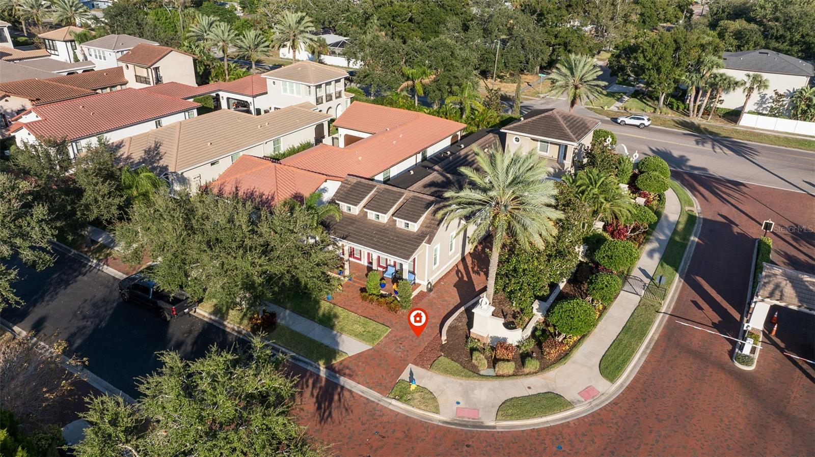 6101 YEATS MANOR DR, TAMPA, FL — photo 37