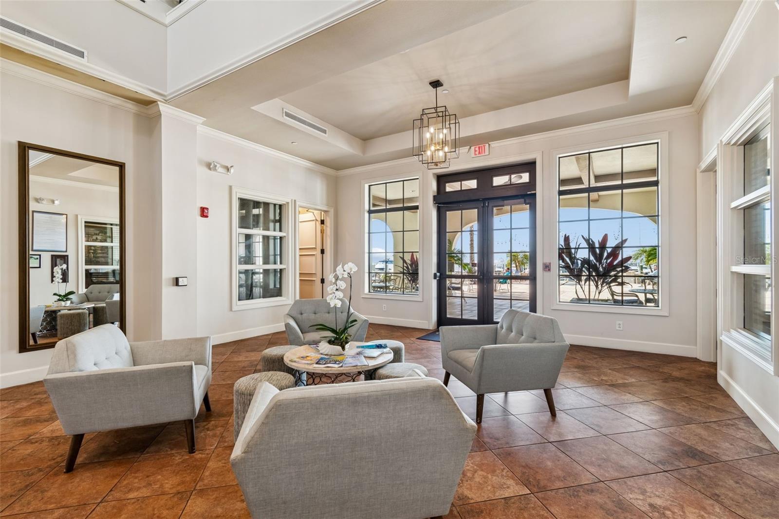 6101 YEATS MANOR DR, TAMPA, FL — photo 46