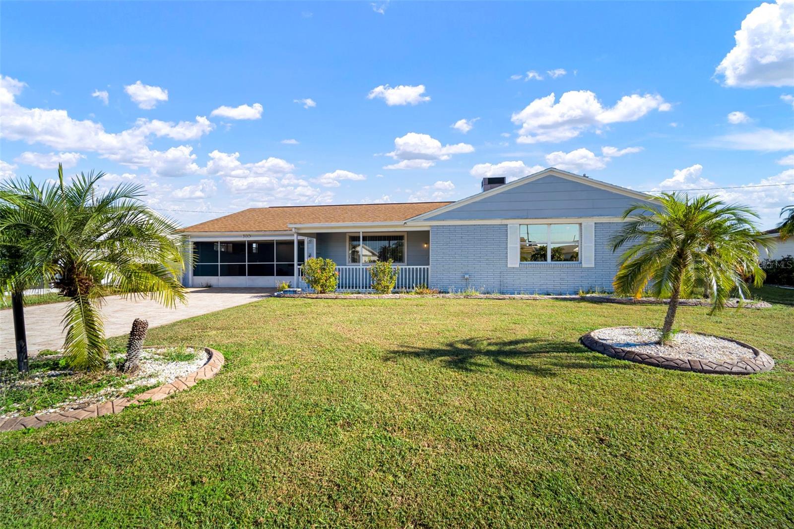 609 FOX HILLS DR, SUN CITY CENTER, FL — photo 43