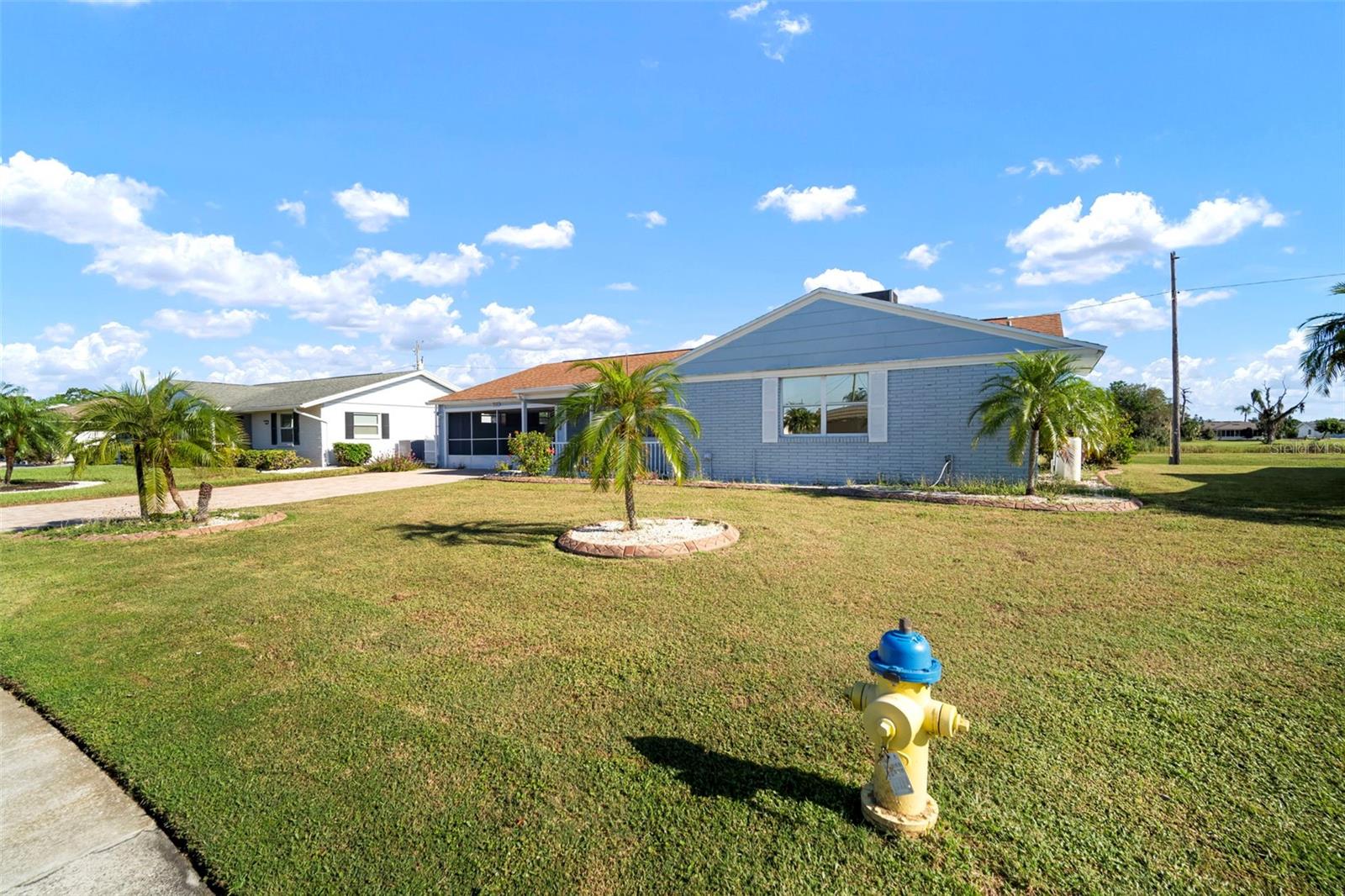 609 FOX HILLS DR, SUN CITY CENTER, FL — photo 44