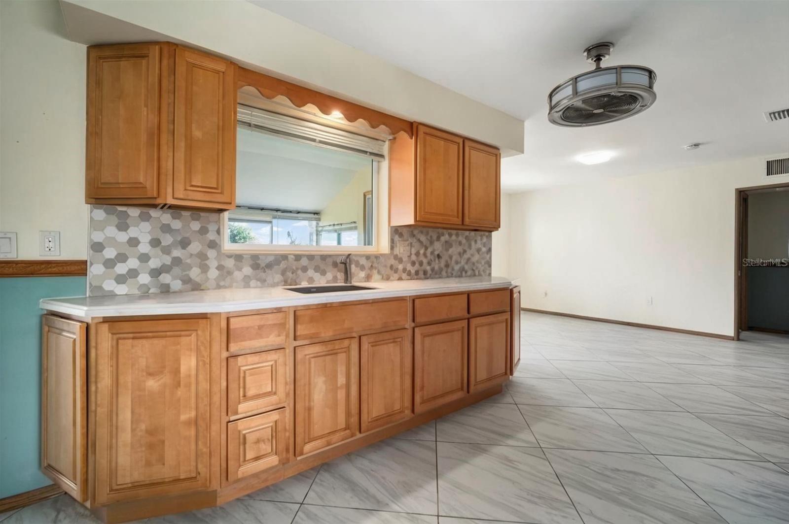 609 FOX HILLS DR, SUN CITY CENTER, FL — photo 14