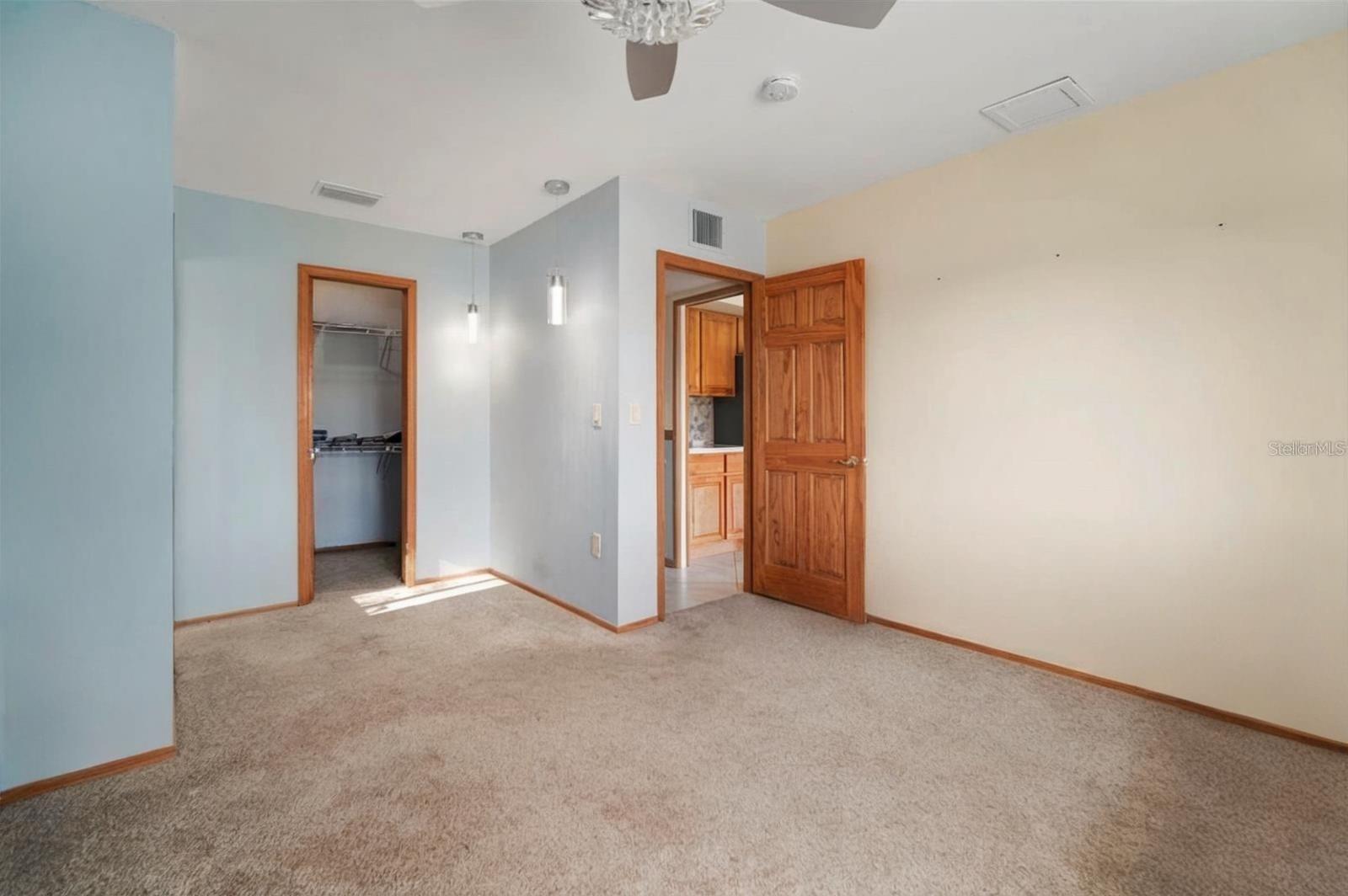 609 FOX HILLS DR, SUN CITY CENTER, FL — photo 23