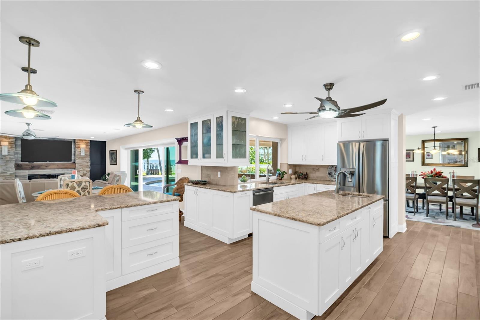 1100 FRIENDLY WAY S, ST PETERSBURG, FL — photo 6