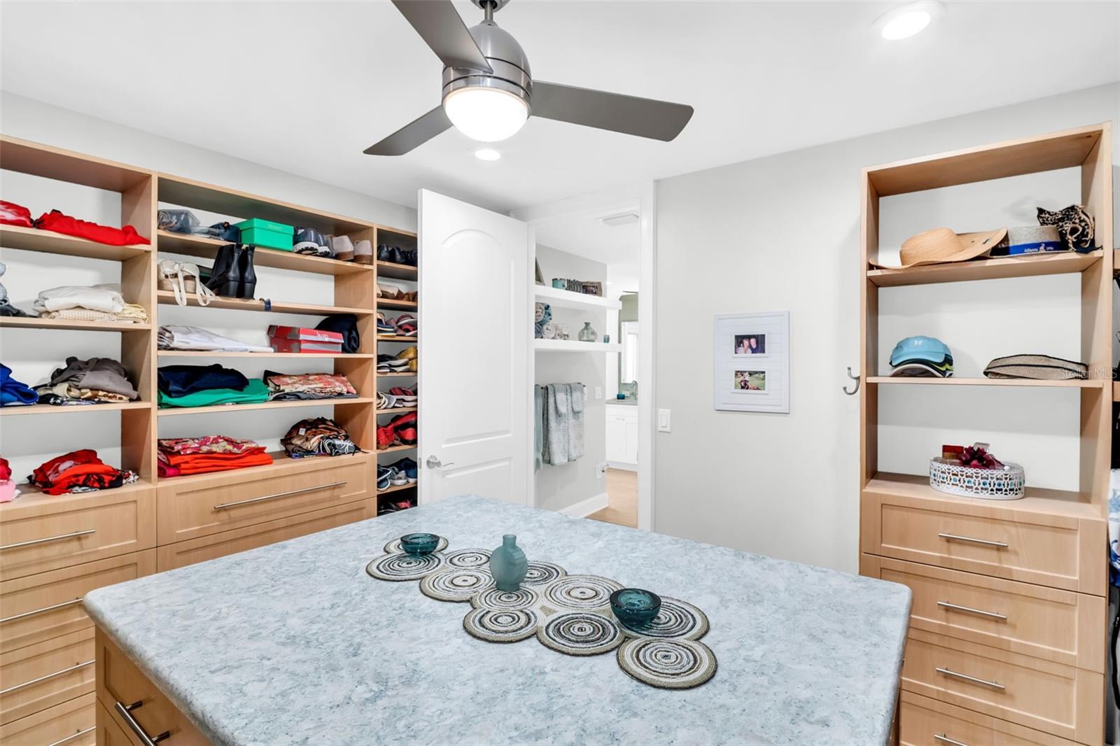 1100 FRIENDLY WAY S, ST PETERSBURG, FL — photo 16