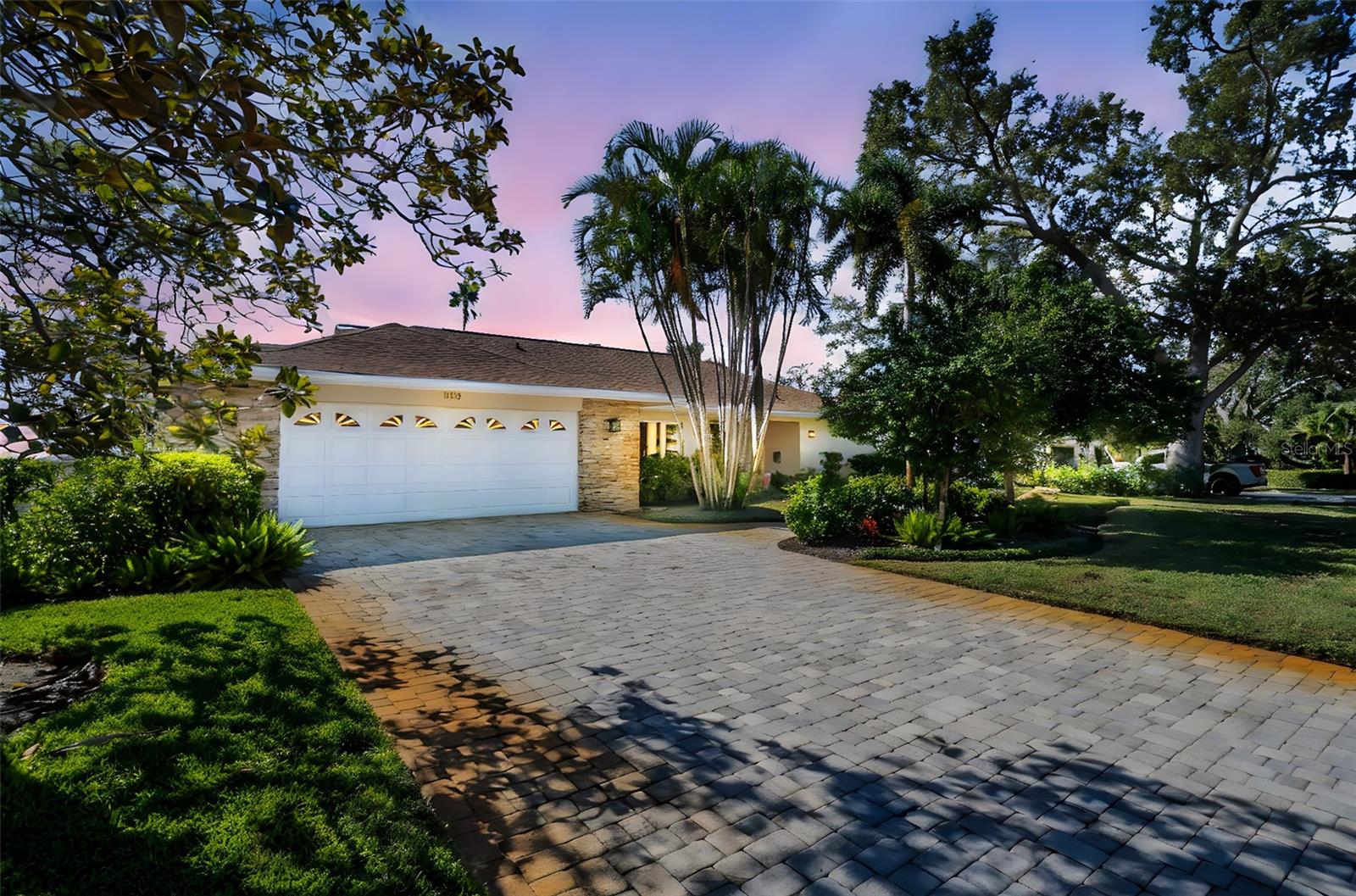 1100 FRIENDLY WAY S, ST PETERSBURG, FL