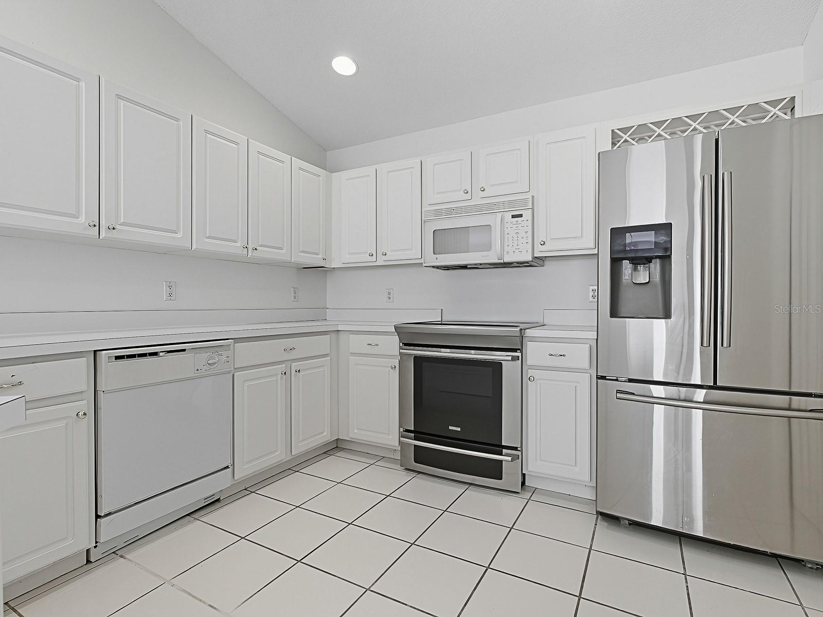 3016 ANDOVER CT, MOUNT DORA, FL — photo 42