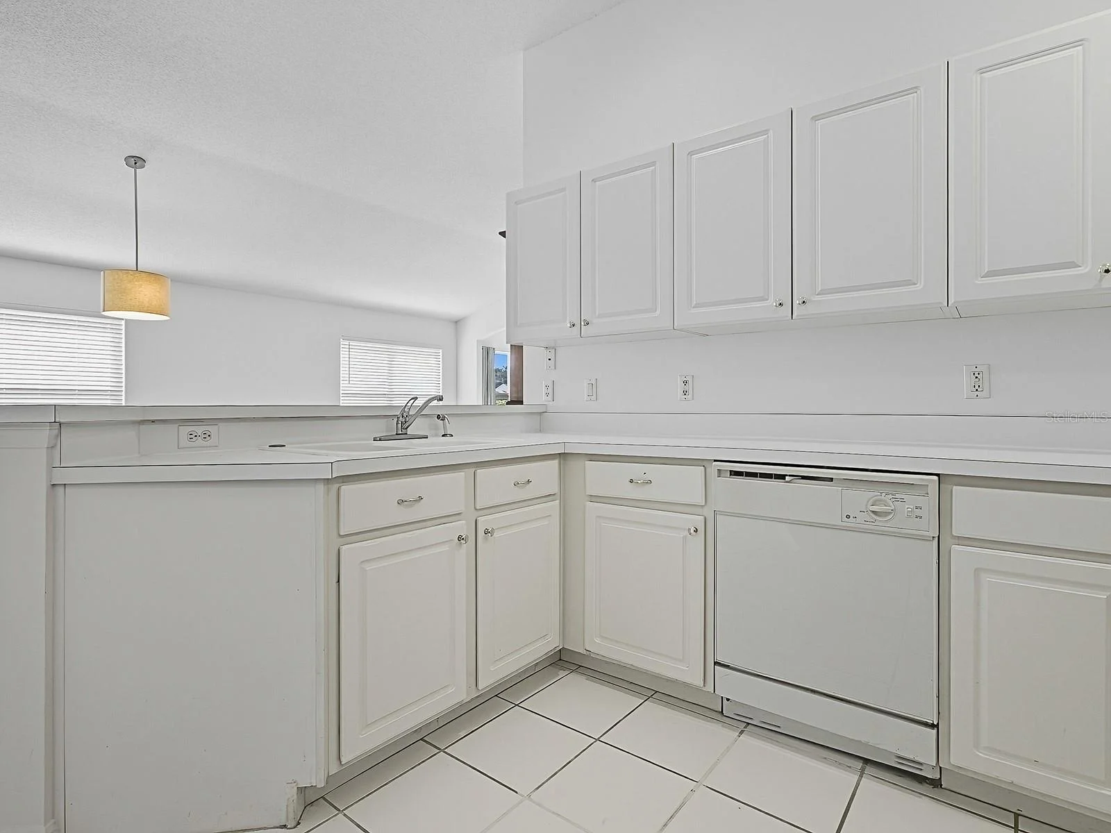 3016 ANDOVER CT, MOUNT DORA, FL — photo 79
