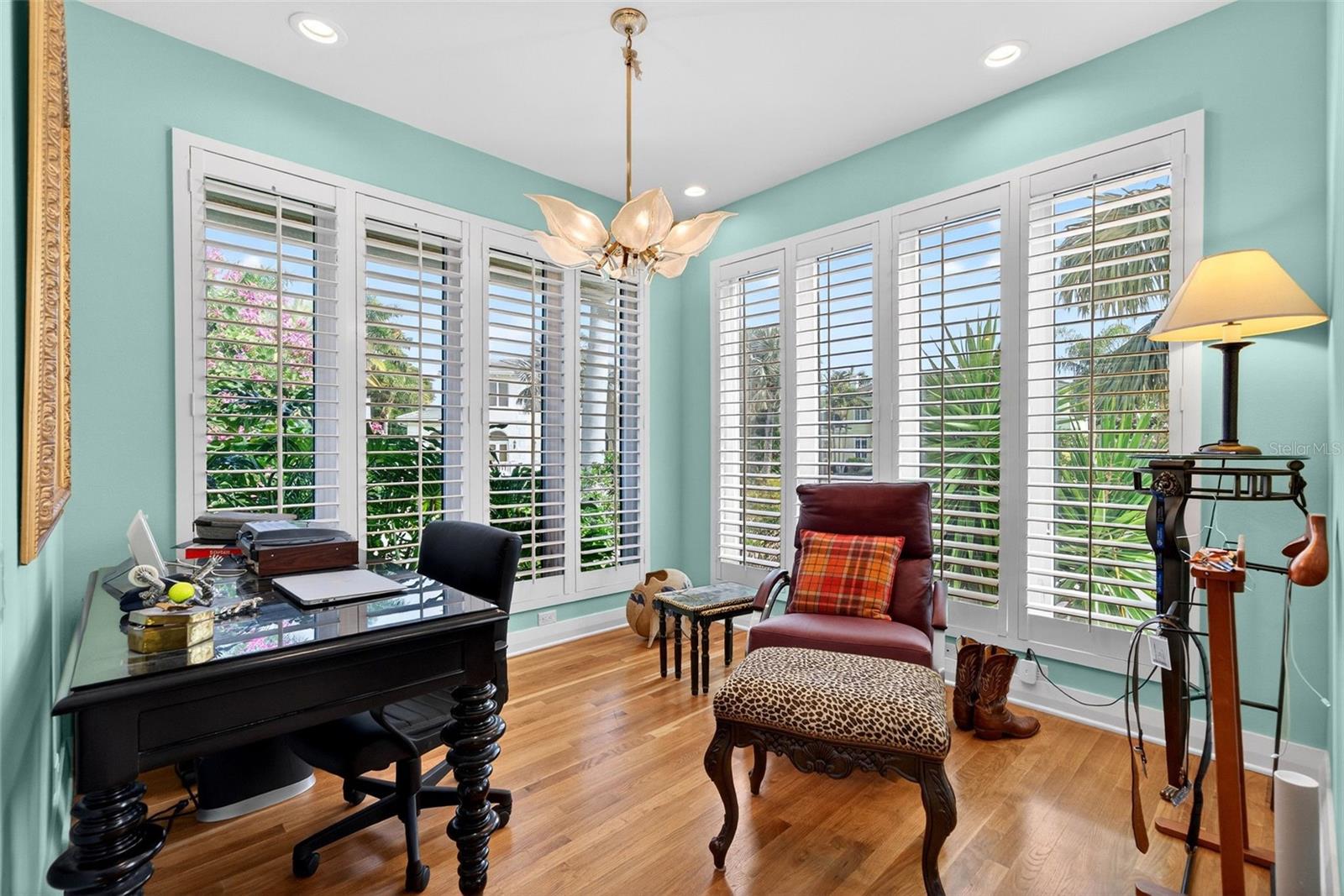 1571 HARBOR CAY LN, LONGBOAT KEY, FL — photo 38