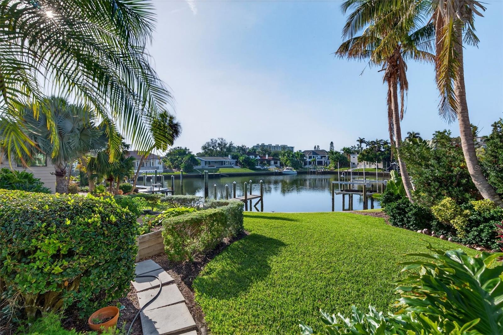 1571 HARBOR CAY LN, LONGBOAT KEY, FL — photo 62