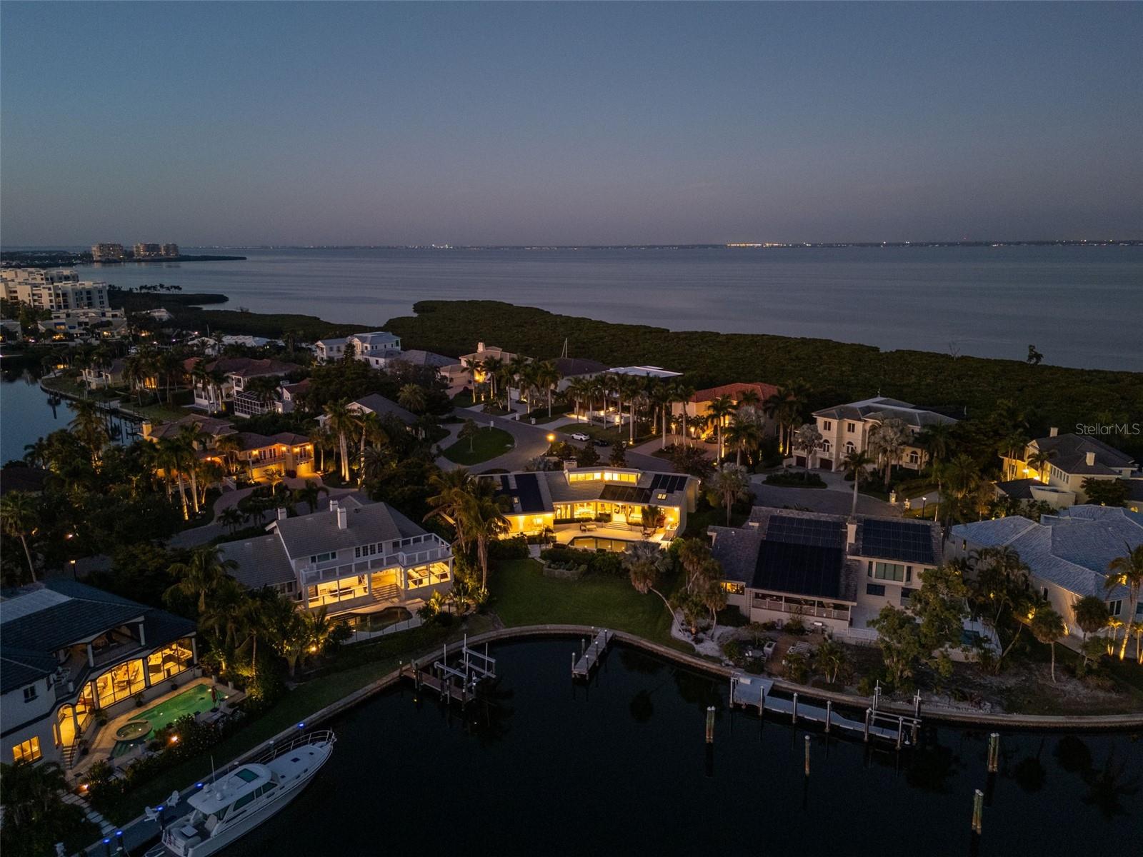 1571 HARBOR CAY LN, LONGBOAT KEY, FL — photo 76