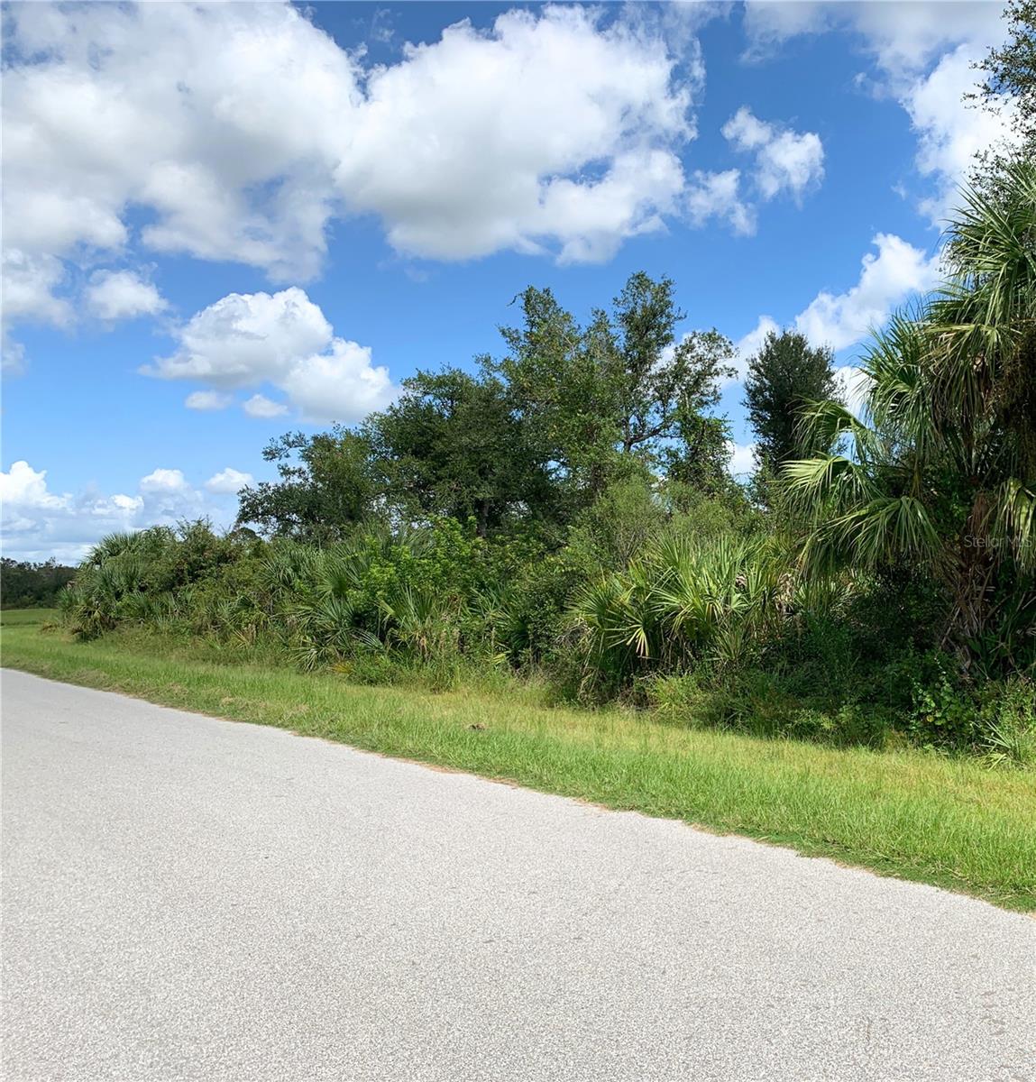 2120 LORRAINE DR, PORT CHARLOTTE, FL — photo 15