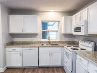 830 N SUNSET DR — photo 12