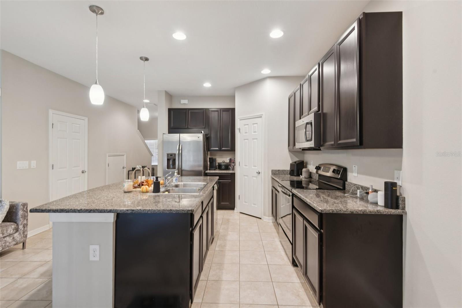 7046 TOWNE LAKE RD, RIVERVIEW, FL — photo 9